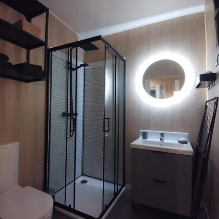 Ecofriendly Tinyhouse On An Enclosed Casa vacanze *